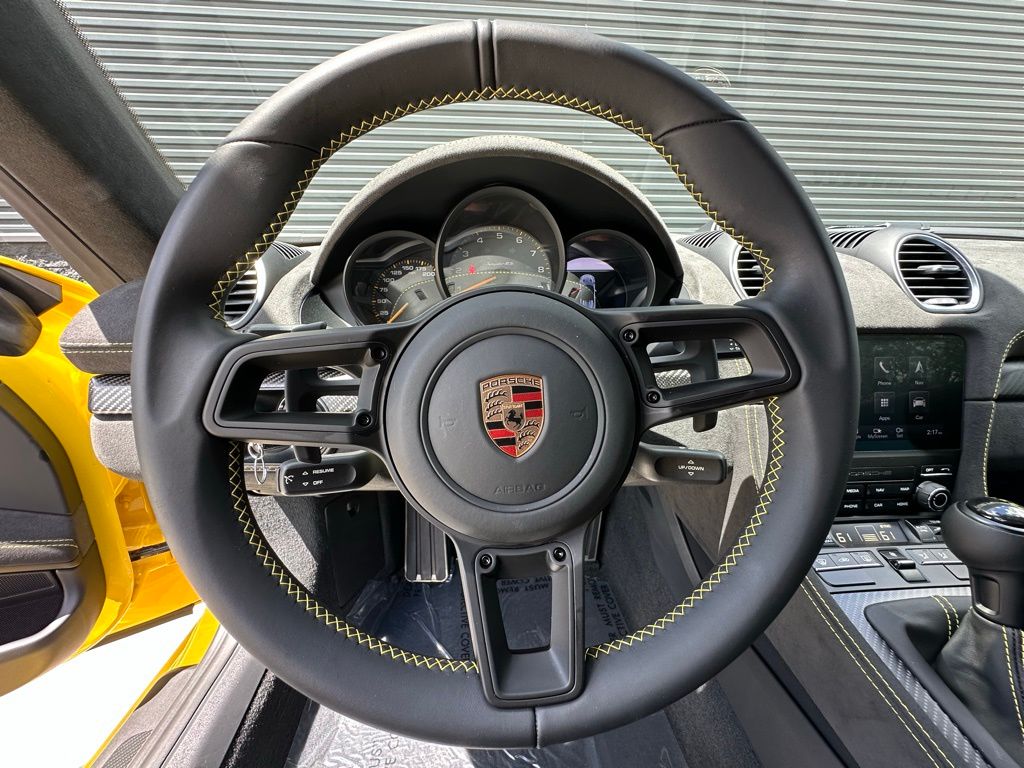 Thumbnail: 2024 Porsche  - 15