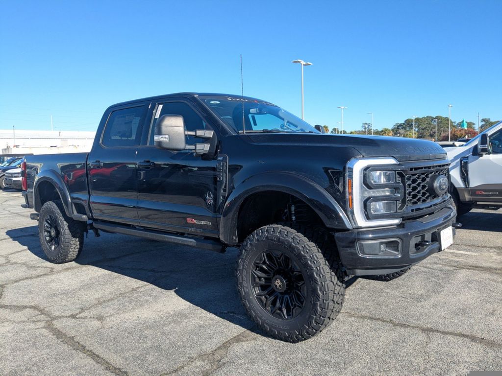 2026 Ford F-250 Super Duty Black Widow
