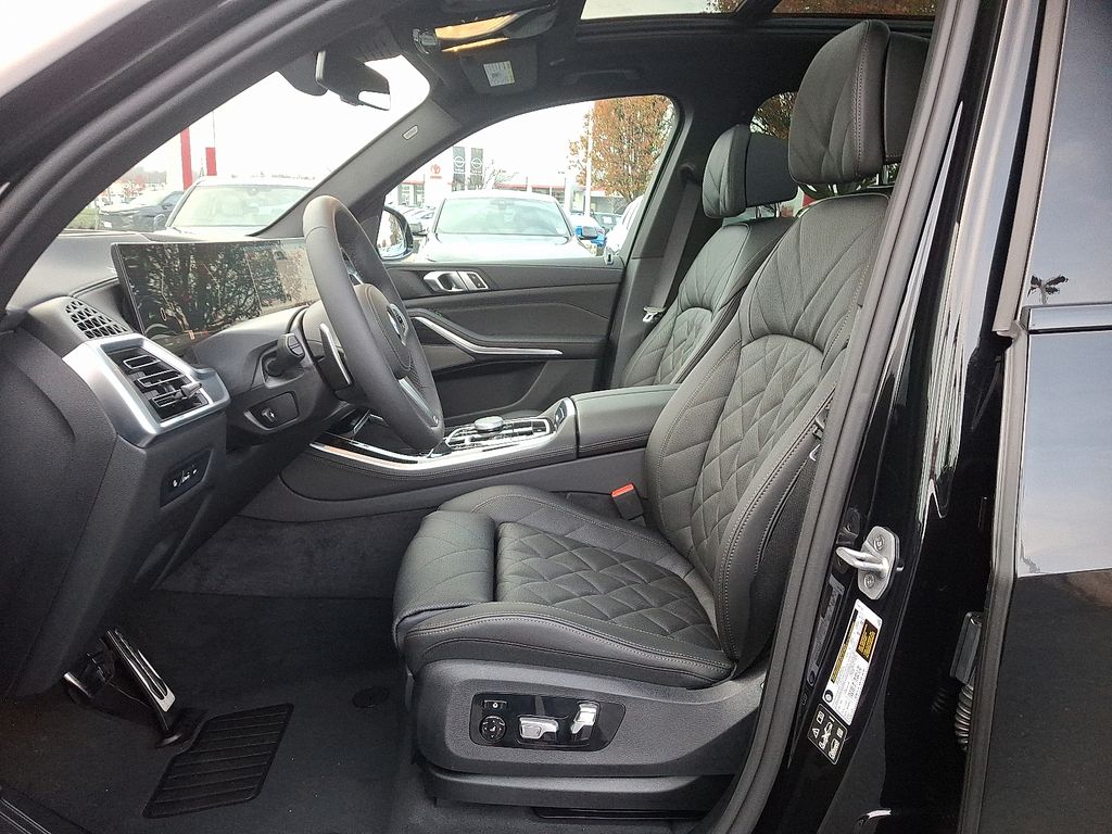 Thumbnail: 2026 BMW X5 - 6