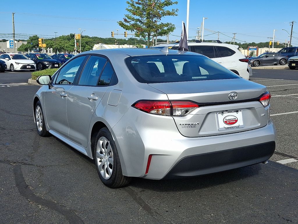 Thumbnail: 2025 Toyota Corolla - 4