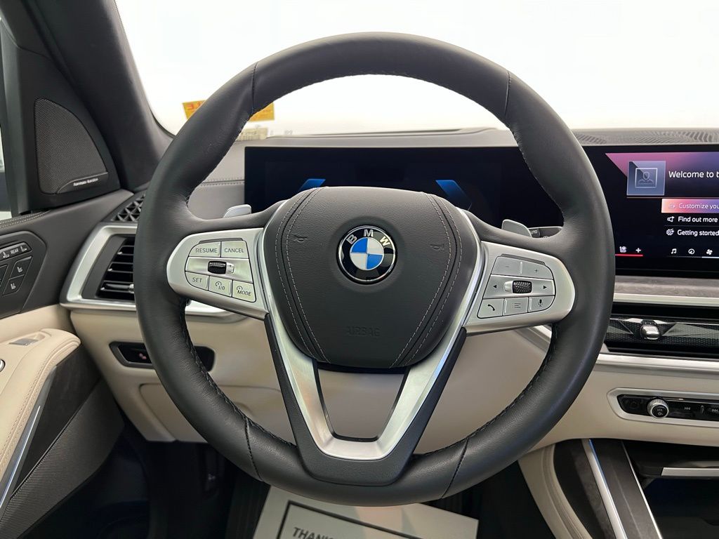 Thumbnail: 2024 BMW X7 - 18