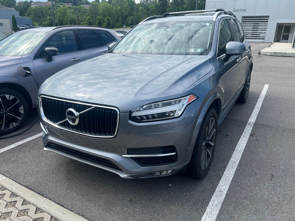 Used 2017 Gray Volvo T6 Momentum image 2