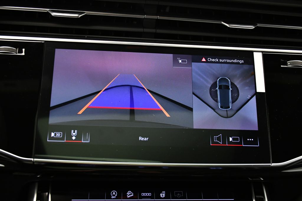 Thumbnail: 2026 Audi Q8 - 28