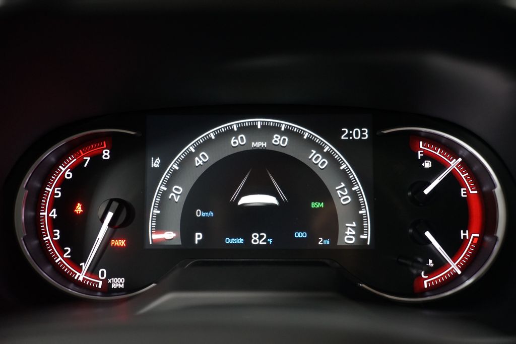 2025 Toyota RAV4 XLE 15