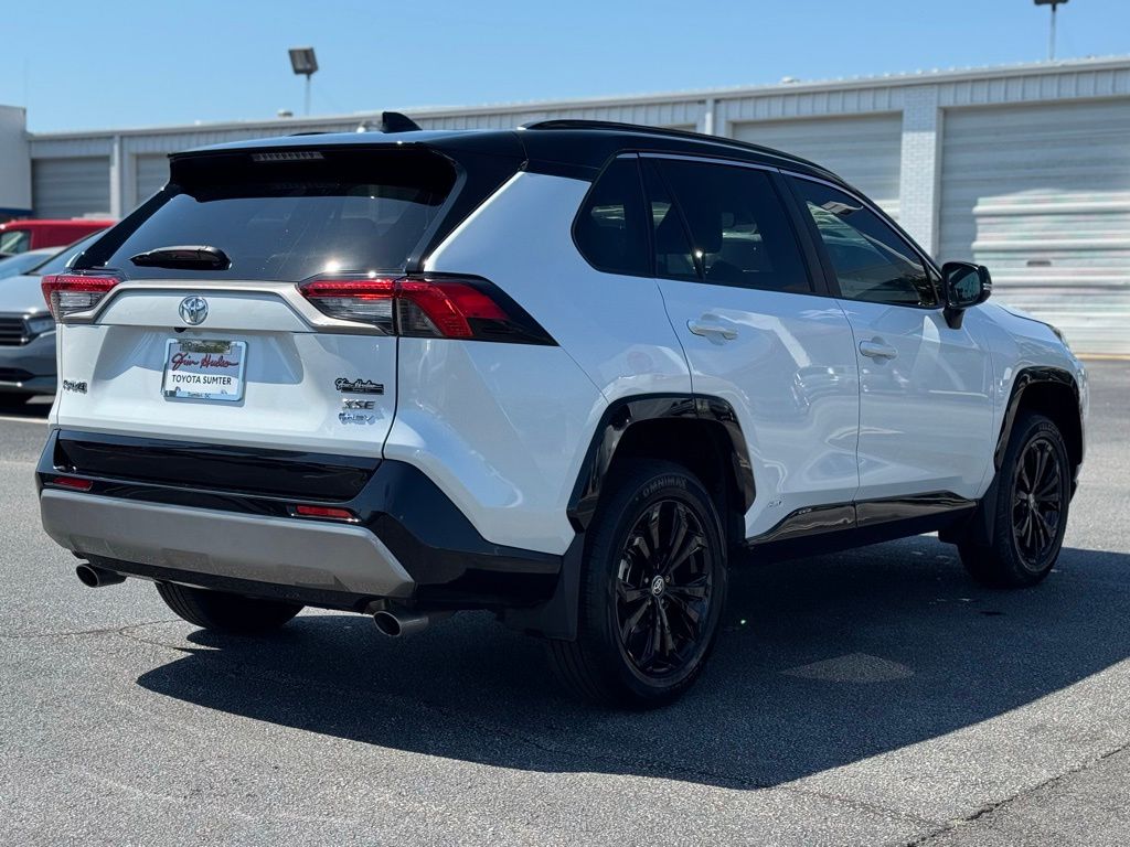 2025 Toyota RAV4 Hybrid XSE Wind Chill Pearl/Midnight Black Metallic - Jim Hudson Acura - Image 13