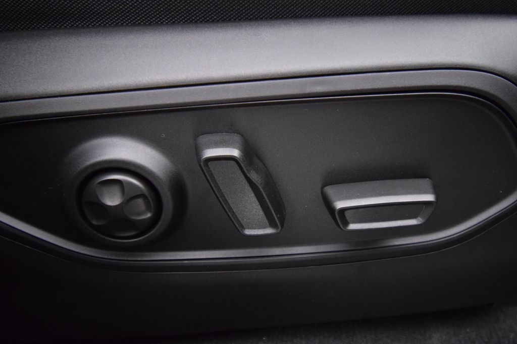 new 2026 Jeep Grand Cherokee L car, priced at $48,767