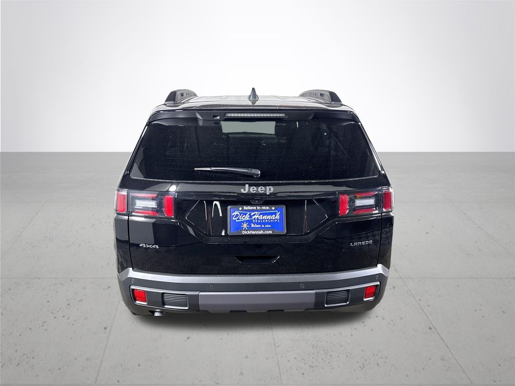 2026 Jeep Cherokee Laredo