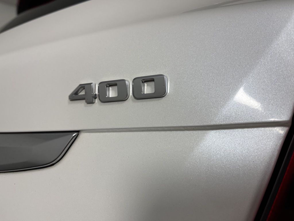 Thumbnail: 2023 Cadillac XT5 - 13