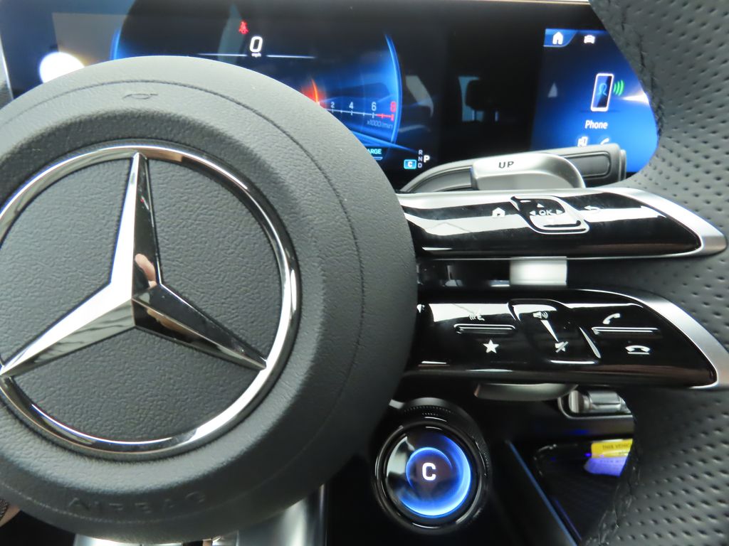 Thumbnail: 2025 Mercedes-Benz GLA - 12