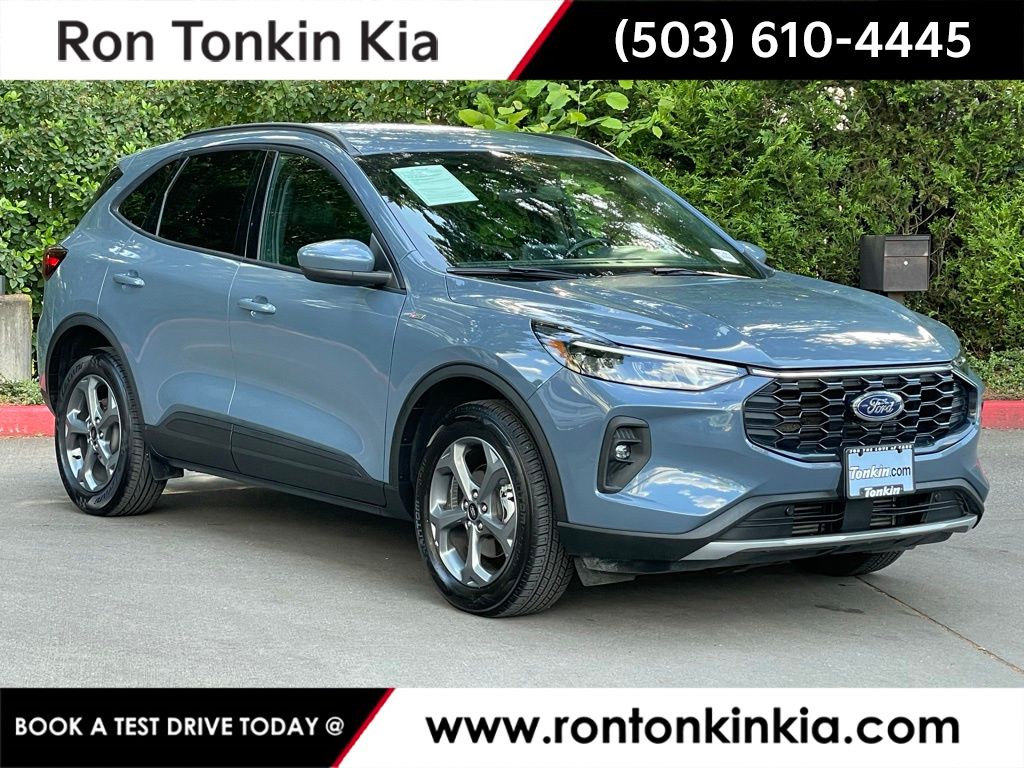 2025 Ford Escape's photo