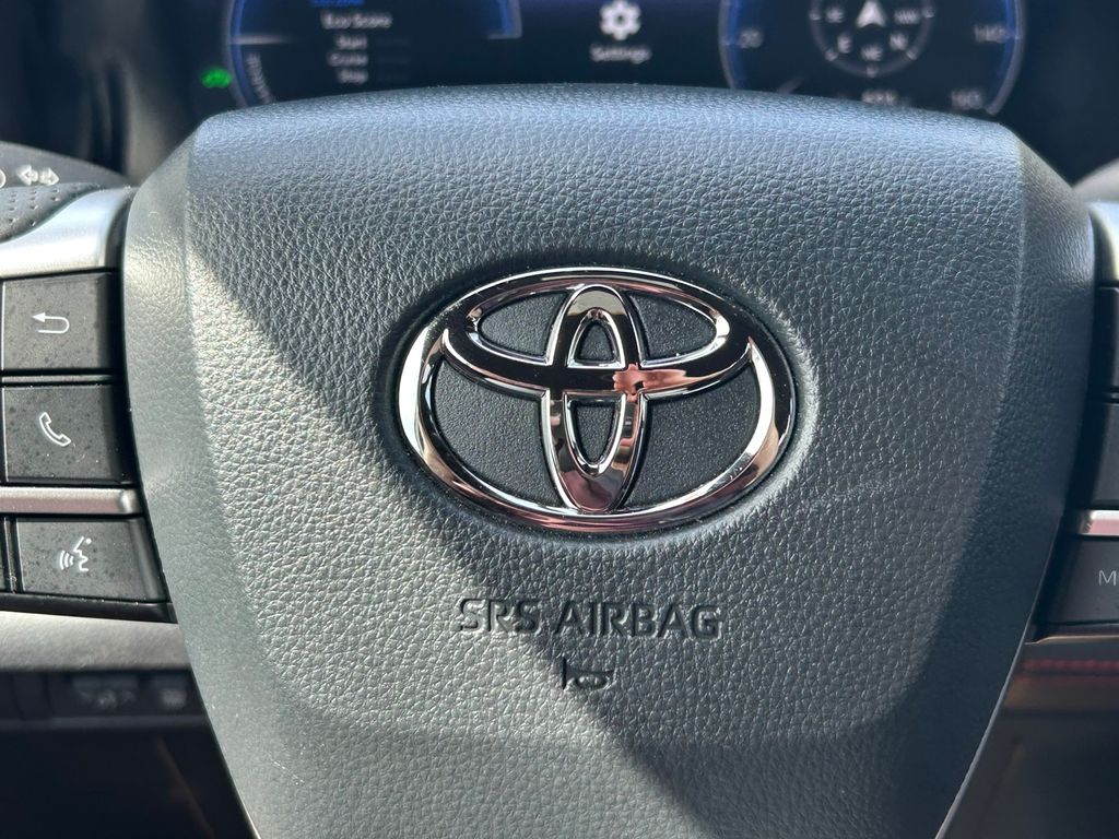 Used 2025 Toyota Sienna Van