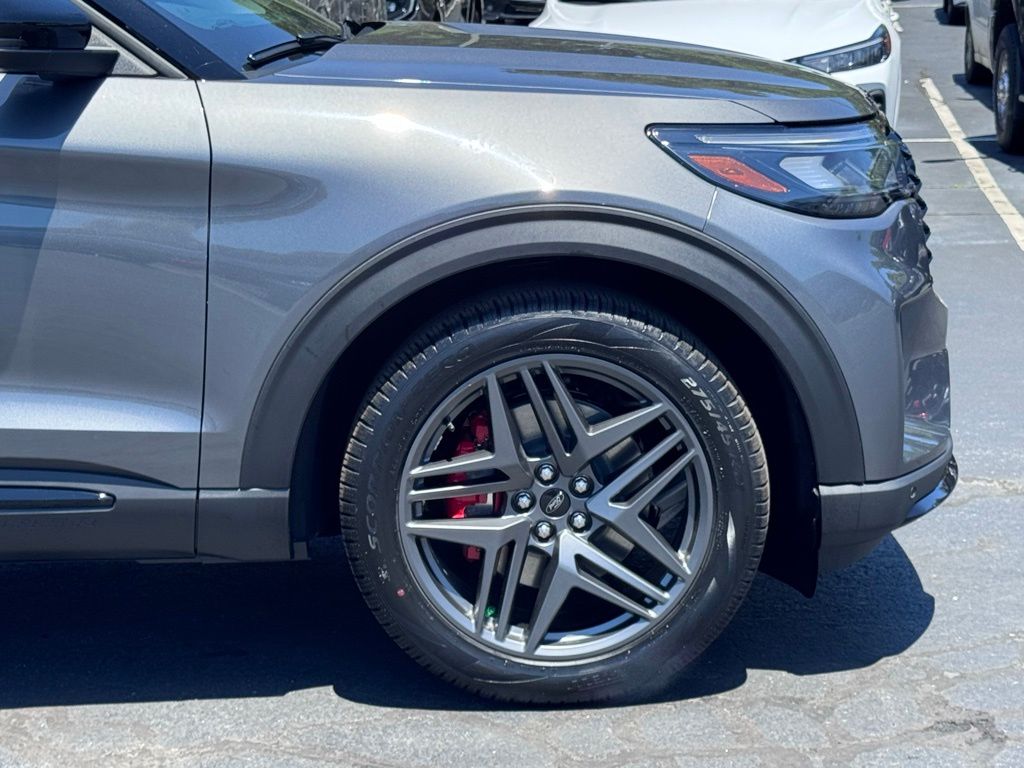 FordExplorer47