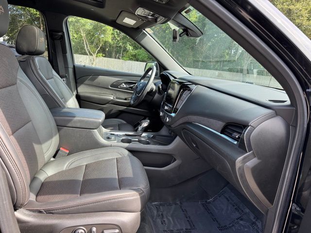 2022 Chevrolet Traverse High Country photo 21