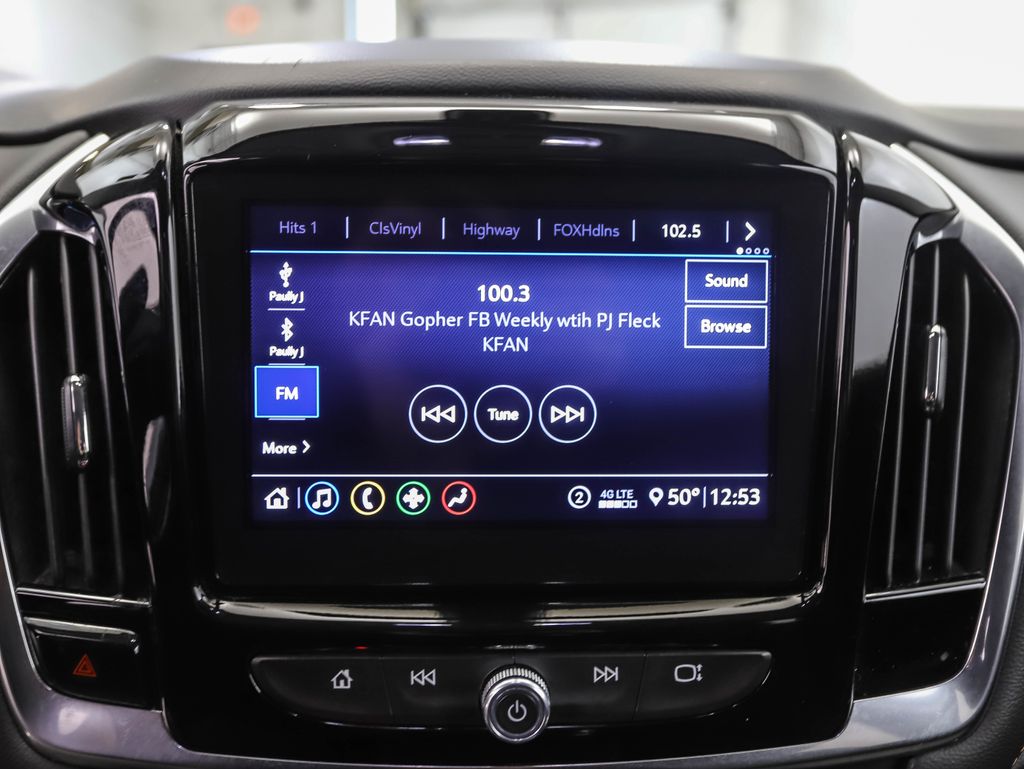 Thumbnail: 2020 Chevrolet Traverse - 15