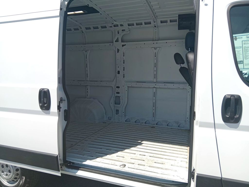 2024 Ram ProMaster 2500 Cargo Van Tradesman High Roof 136" WB w/Pass Seat