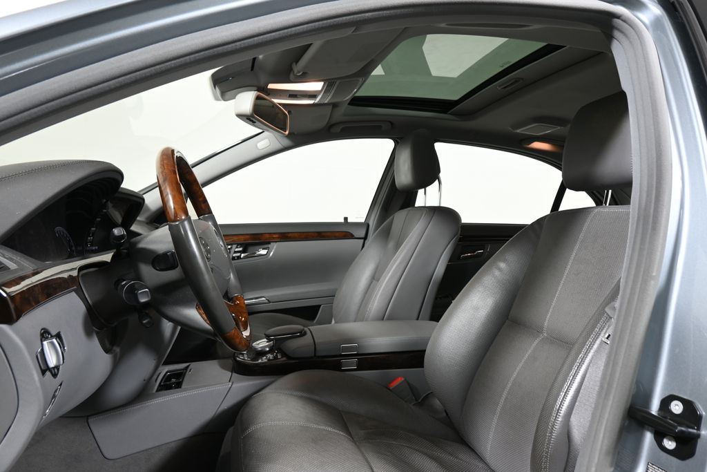 Thumbnail: 2008 Mercedes-Benz S-Class - 5