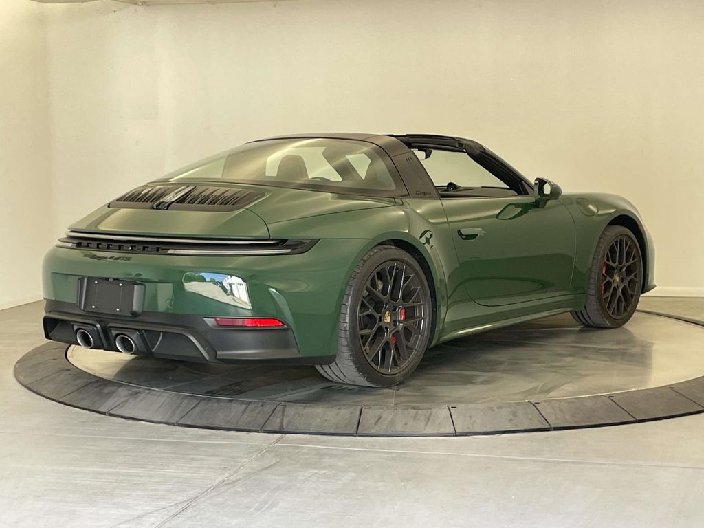 2026 Porsche 911 Targa 4 GTS - 6