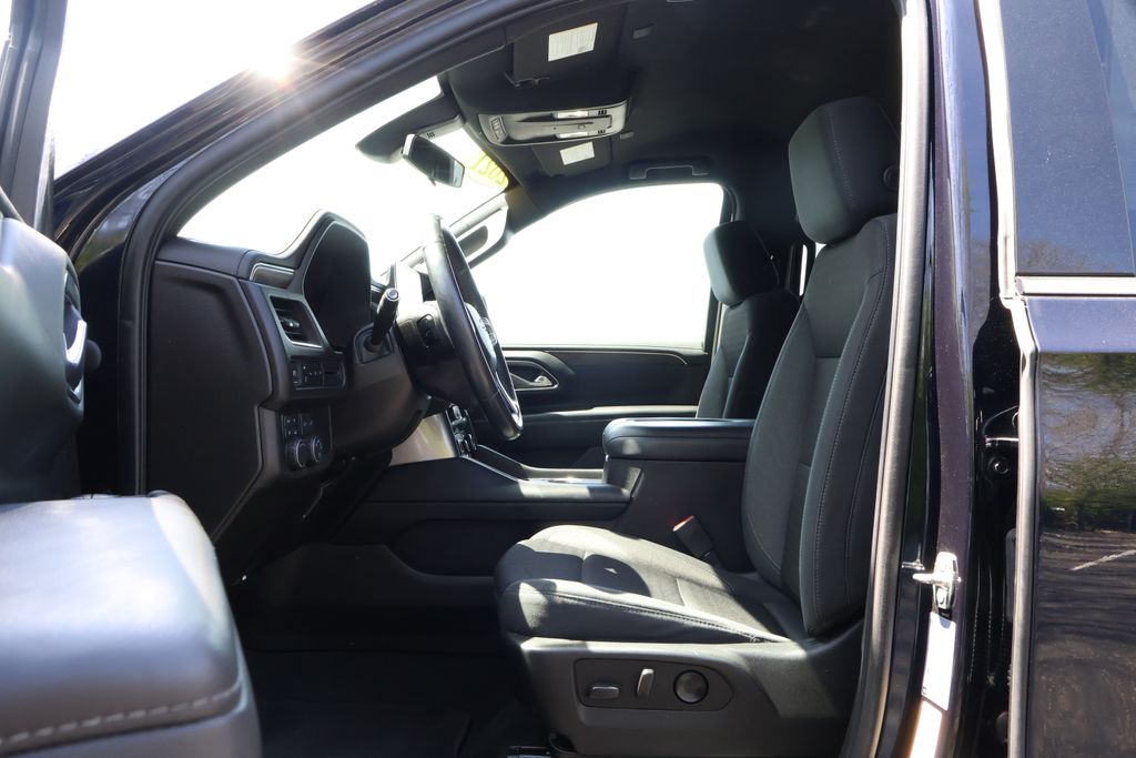 2021 Chevrolet Suburban LS 26