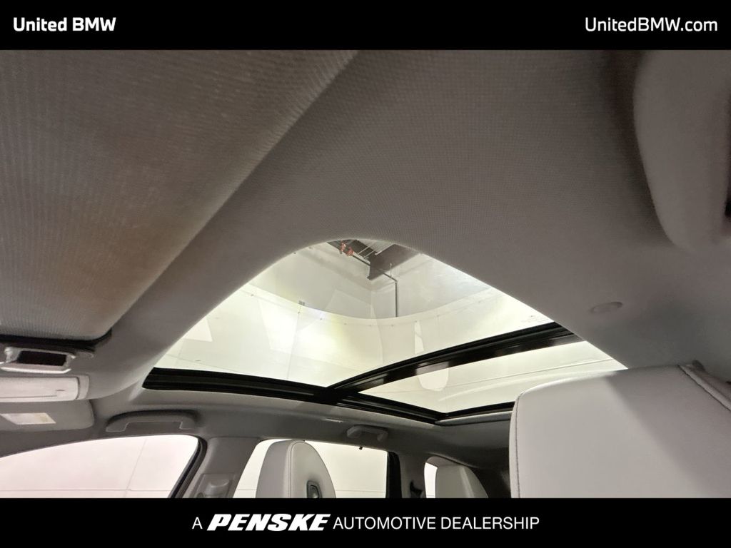 Thumbnail: 2023 Acura MDX - 20