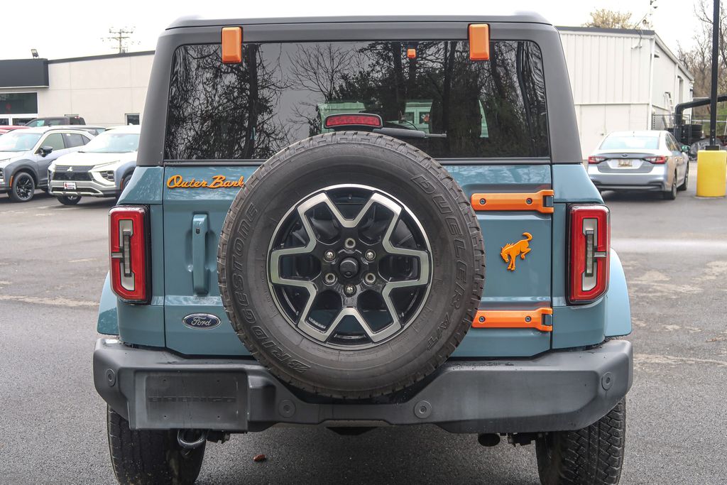 2023 Ford Bronco Outer Banks