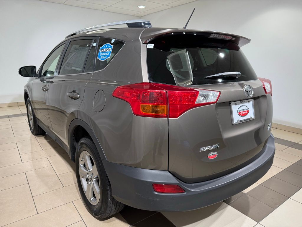 Thumbnail: 2015 Toyota RAV4 - 4