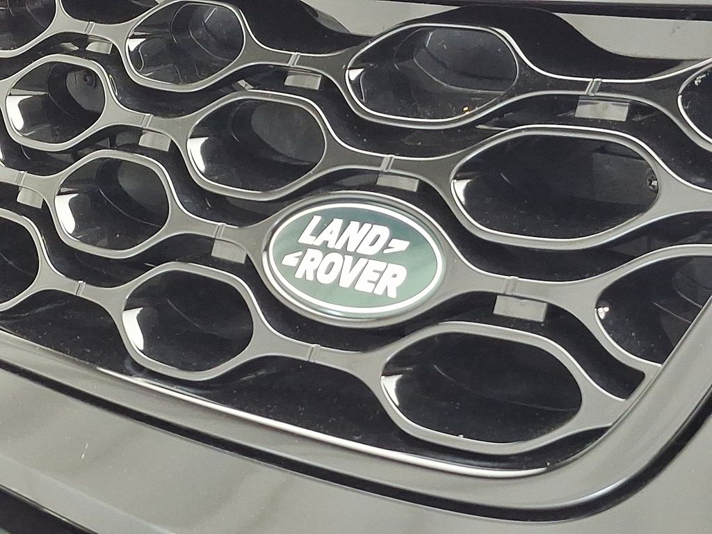 Thumbnail: 2024 Land Rover Discovery Sport - 30