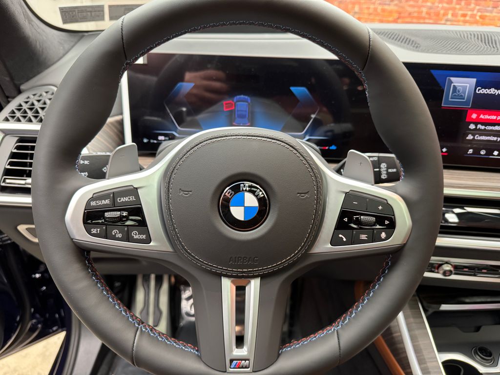 New 2026  BMW M60i image 14