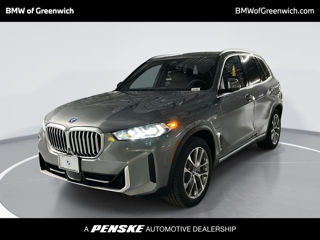 2025 BMW X5 xDrive50e Hero Image