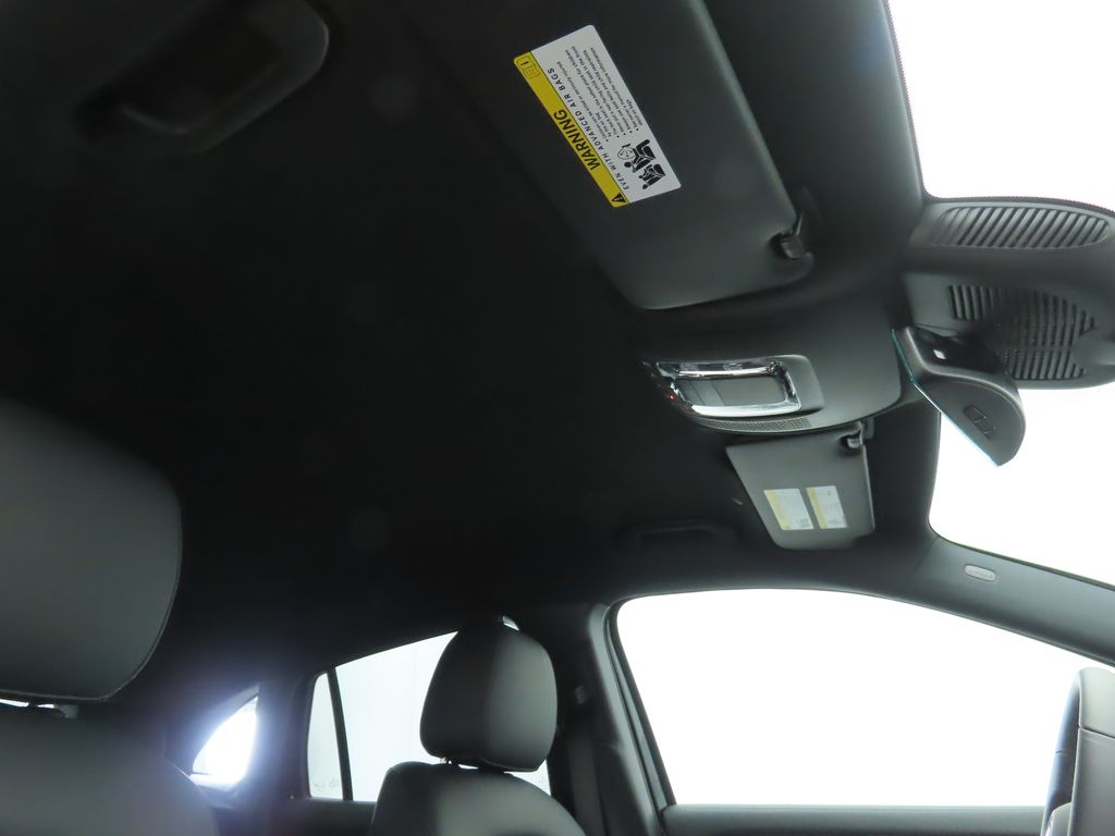 Thumbnail: 2025 Mercedes-Benz GLA - 18