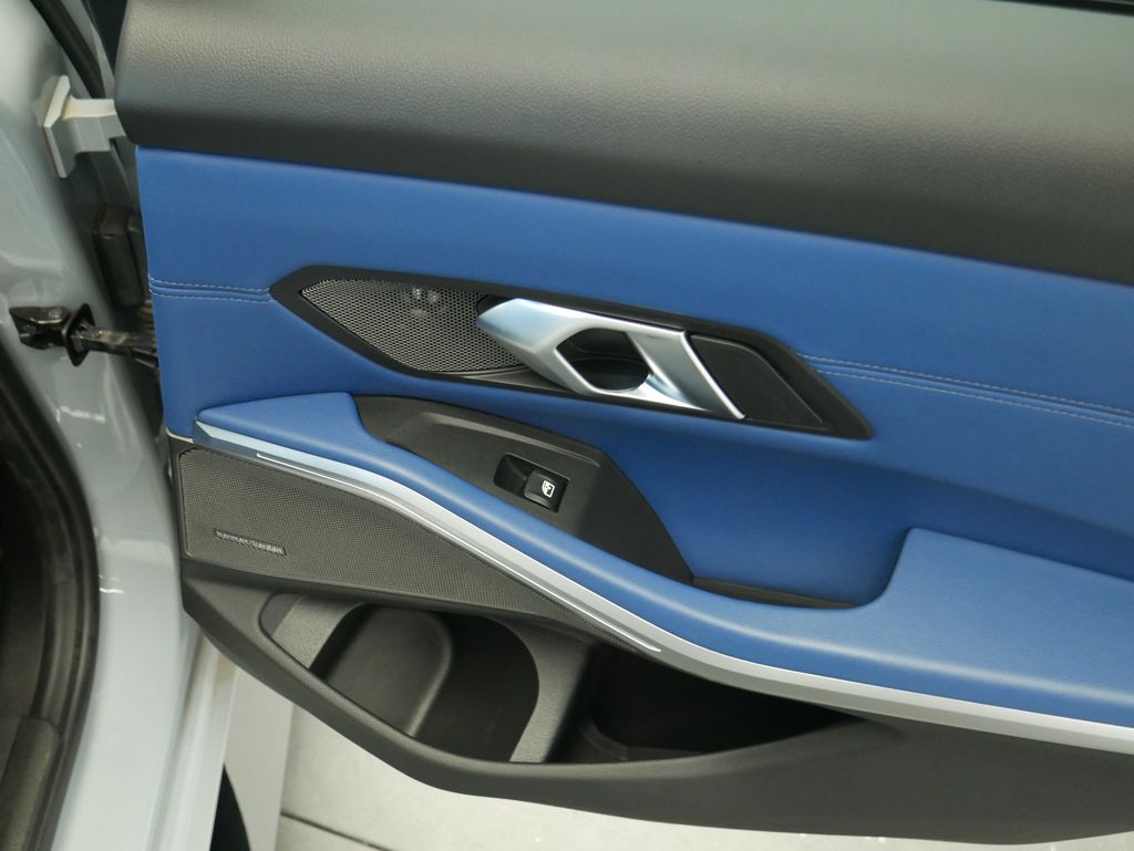 Thumbnail: 2024 BMW M3 - 28