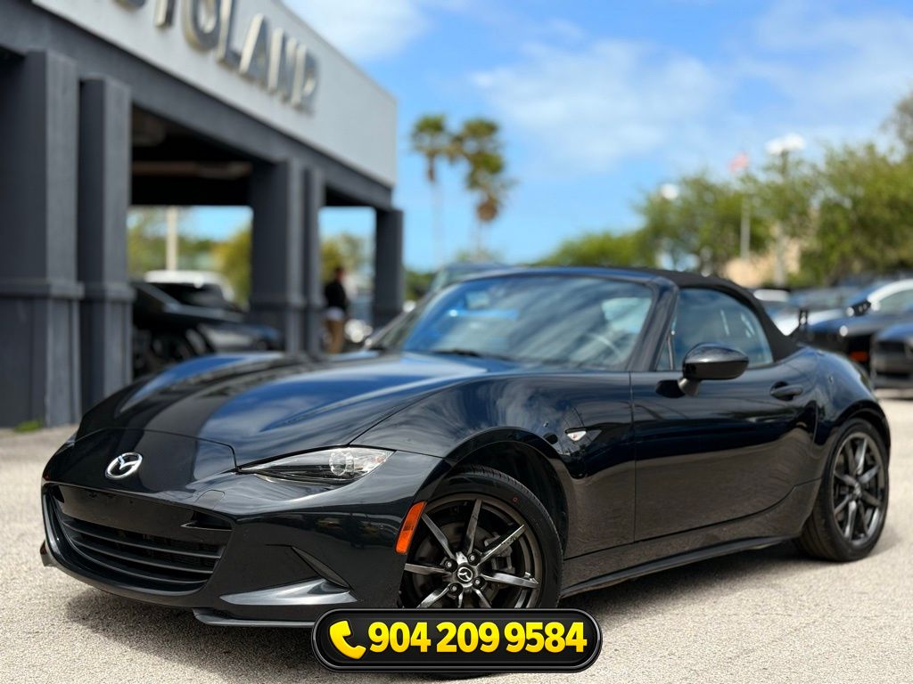 Jet Black Mica 2017 Mazda MX-5 Miata Grand Touring RWD Convertible Rear-Wheel Drive 6-Speed Manual