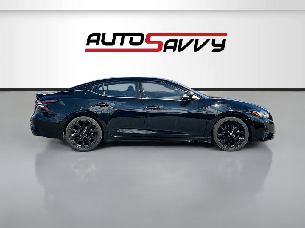 Used 2023 Black Nissan SR image 8