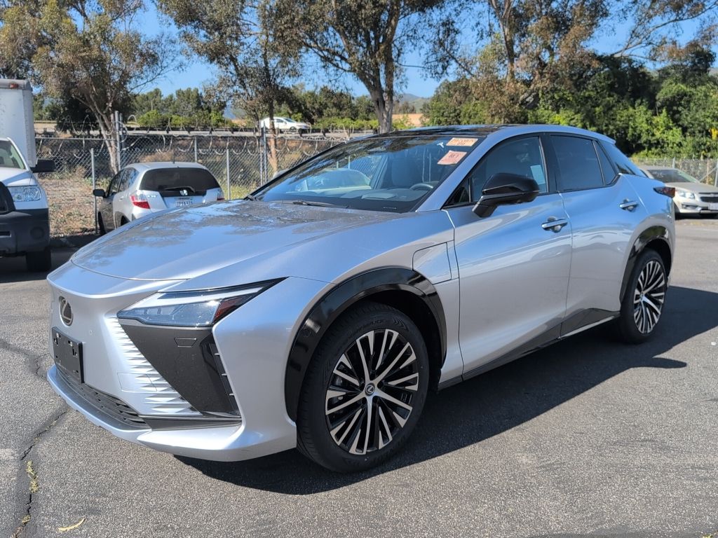 2023 Lexus RZ 450e Luxury AWD