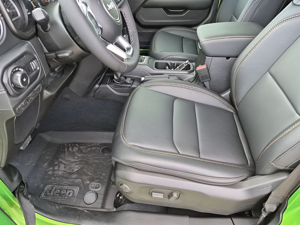 New 2026 Green Jeep Sahara image 30