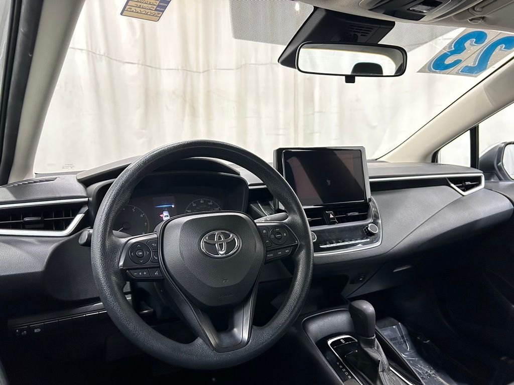 2023 Toyota Corolla LE photo 14