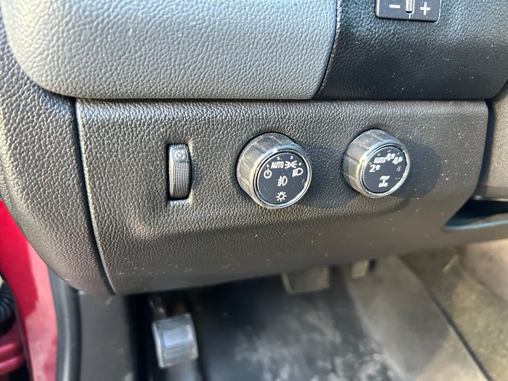 Thumbnail: 2018 Chevrolet Colorado - 18