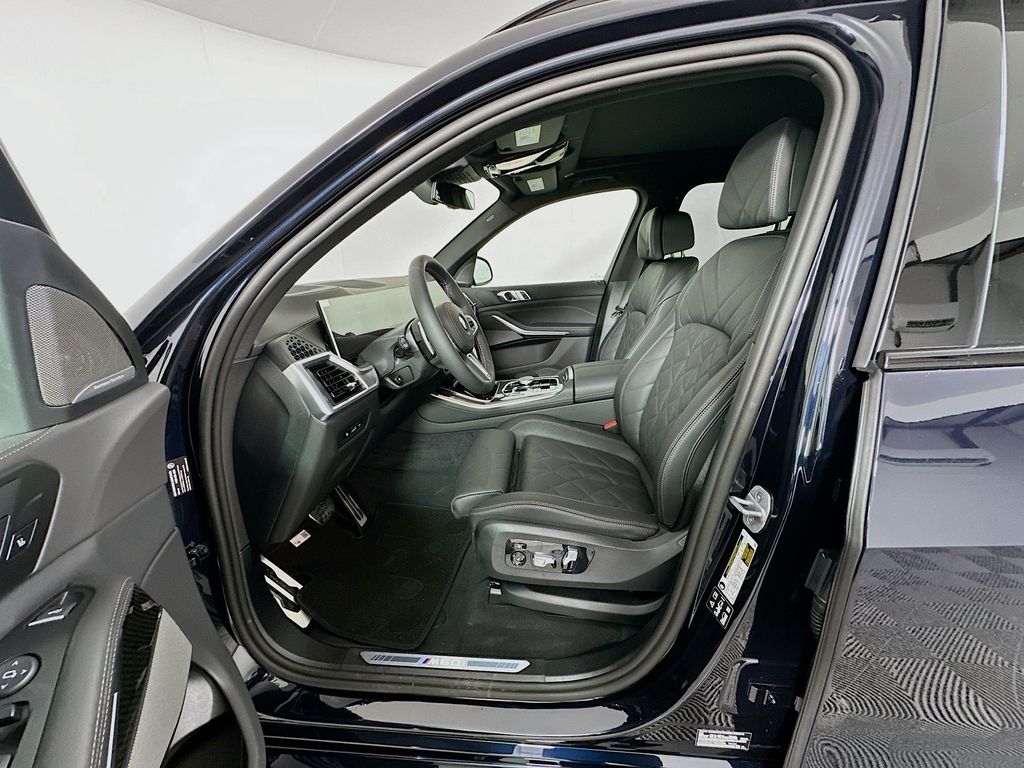 Thumbnail: 2026 BMW X5 - 16