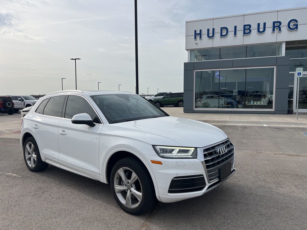 2020 Audi Q5 quattro Premium Plus 45 TFSI