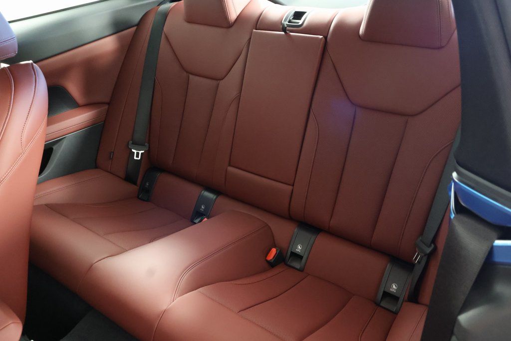 Thumbnail: 2026 BMW 4 Series - 6