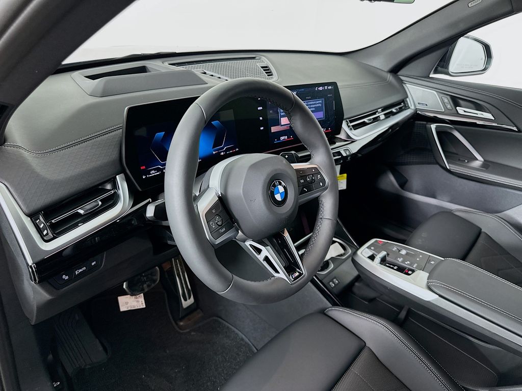 Thumbnail: 2026 BMW X2 - 9