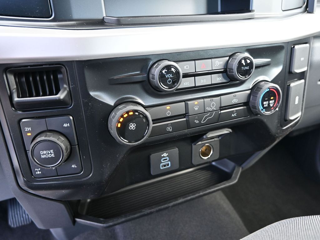 2025 Ford F-350 Super Duty XL