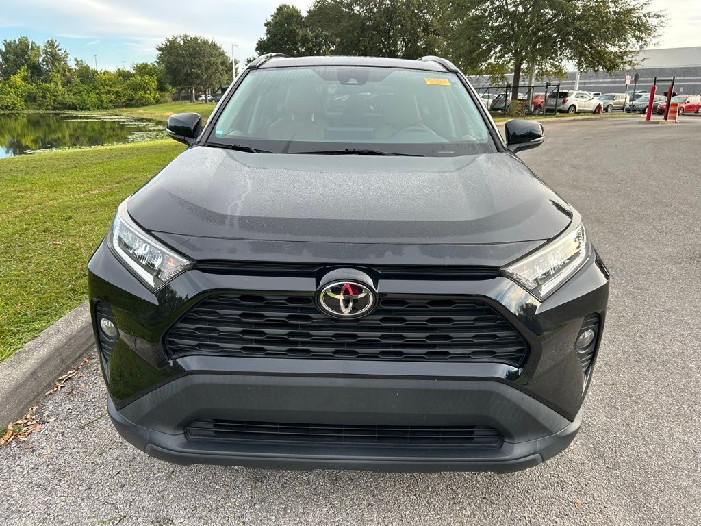Thumbnail: 2021 Toyota RAV4 - 8