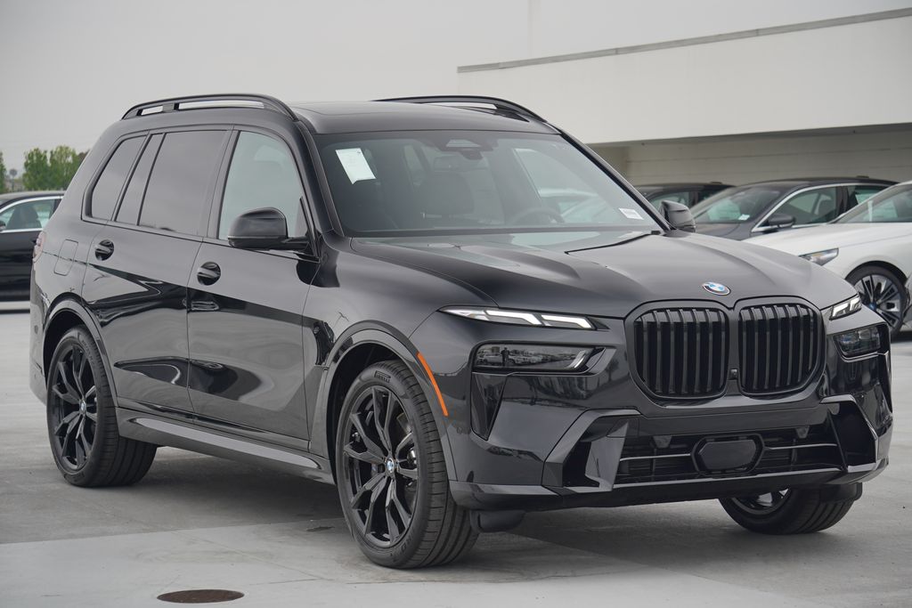 2025 BMW X7 xDrive40i 3