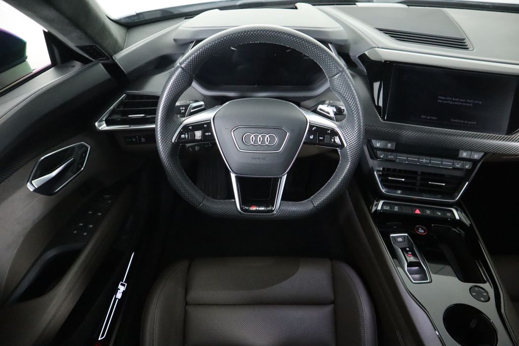 Thumbnail: 2023 Audi RS e-tron GT - 10