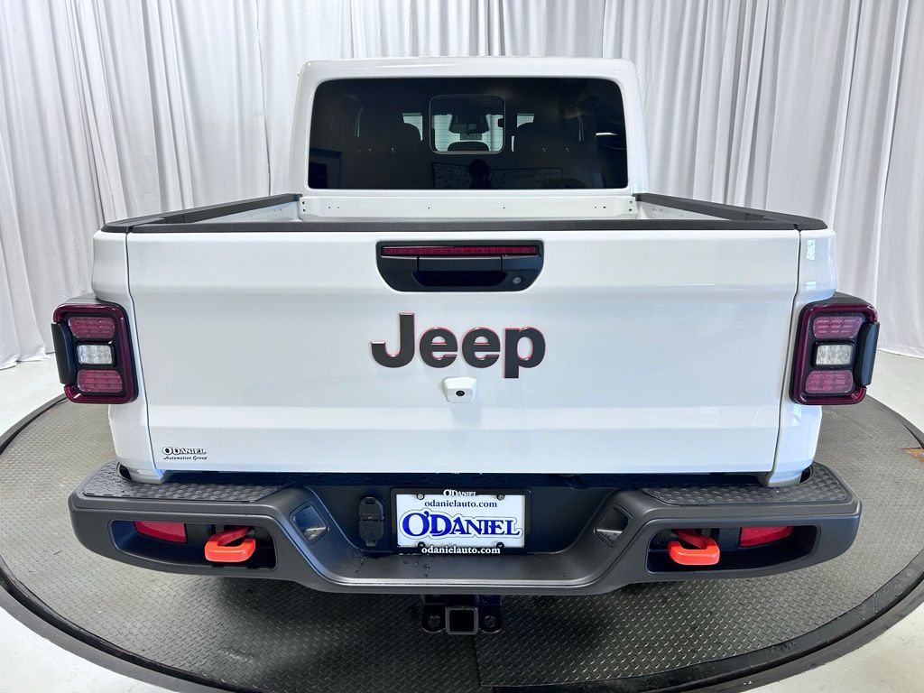 new 2026 Jeep Gladiator car, priced at $57,075