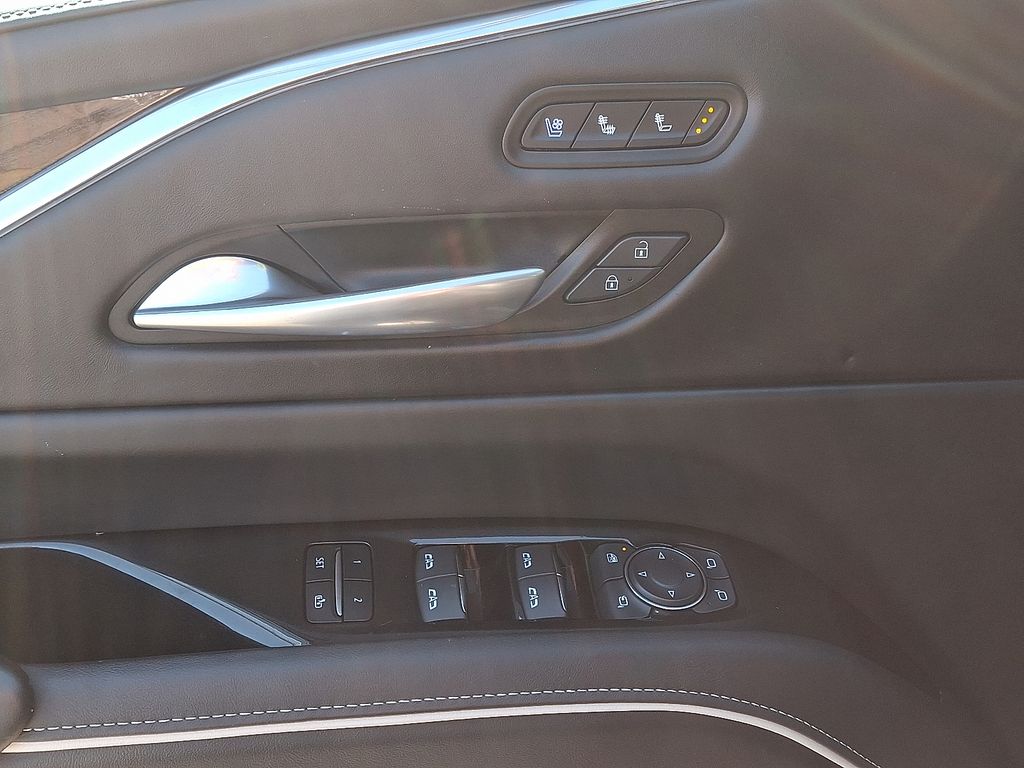 Thumbnail: 2024 Cadillac Escalade - 13