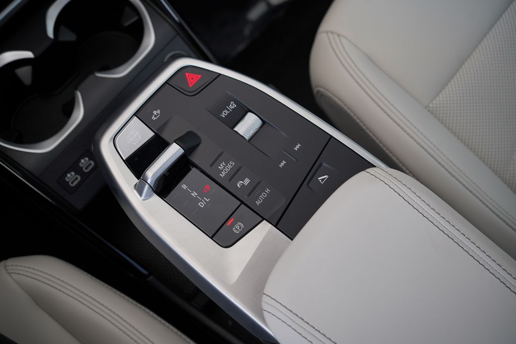 Thumbnail: 2026 BMW X1 - 19