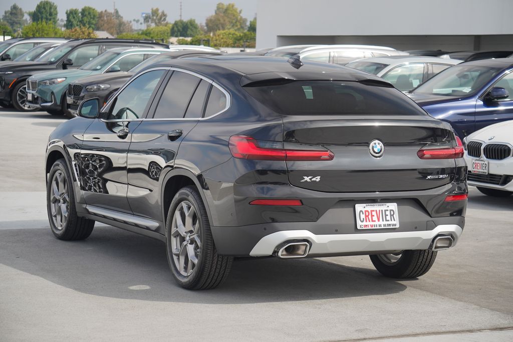 2025 BMW X4 xDrive30i 7