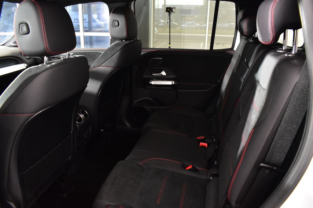 Thumbnail: 2025 Mercedes-Benz GLB - 28