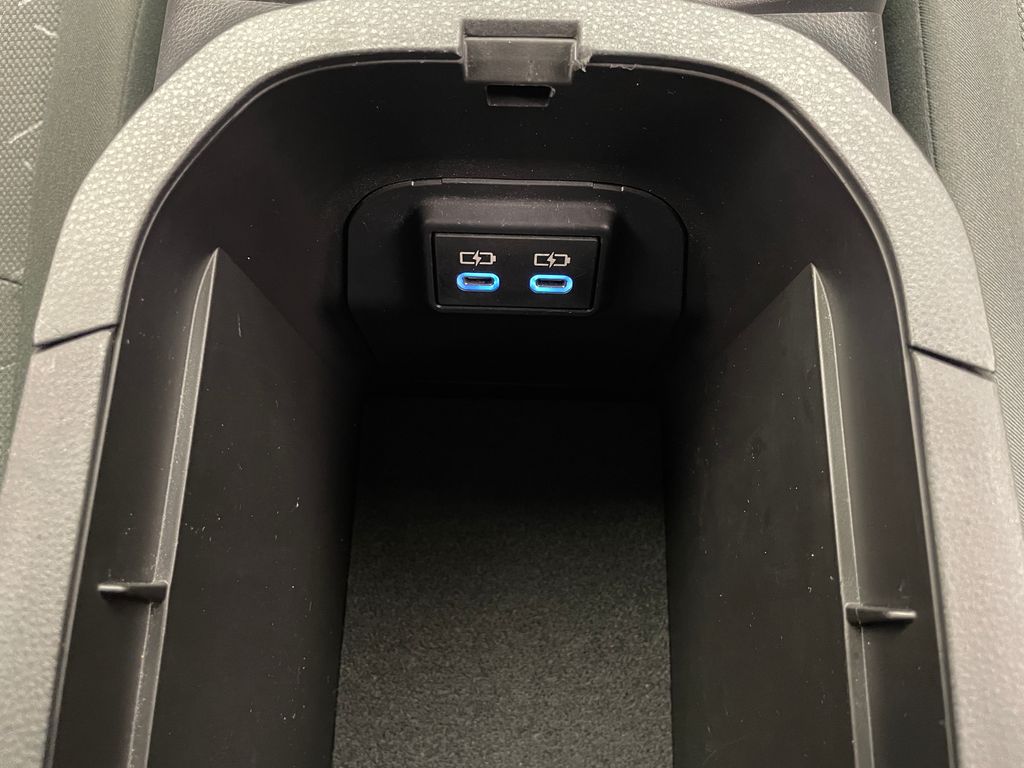 2022 Toyota RAV4 XLE 30
